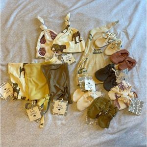 Kate Quinn 0-3 accessories bundle hats booties